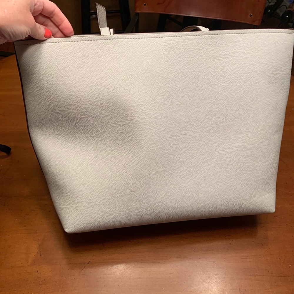 NWOT!! LAST CHANCE!! 👜 🎉ANTONIO MELANI LARGE TOTE— great for the office! - Picture 2 of 14